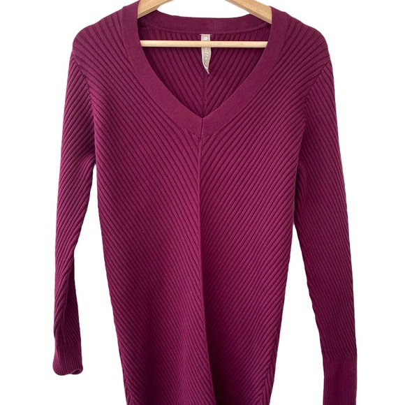 Athleta fitted V-Neck Sweater Dress - Picture 5 of 12